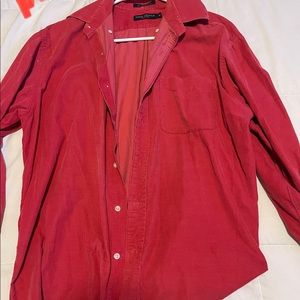 Red collar shirt